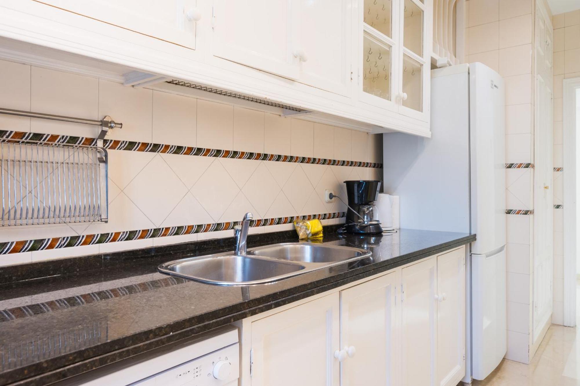Appartement Wide With Terrace & Parking- 3bd 2bth- Alfalfa Sevilla